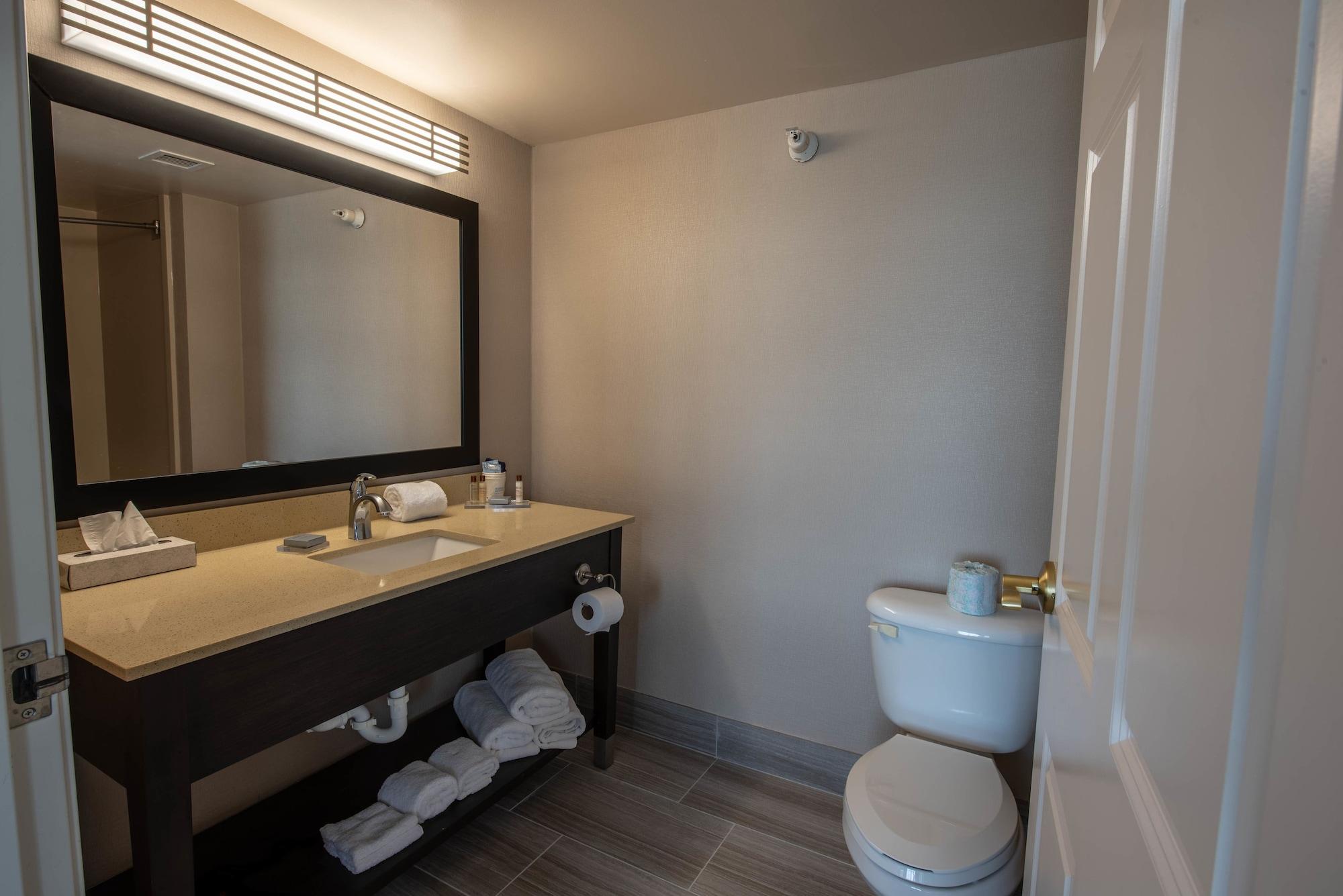 Hotel Wingate By Wyndham Indianapolis Airport Plainfield Exterior foto