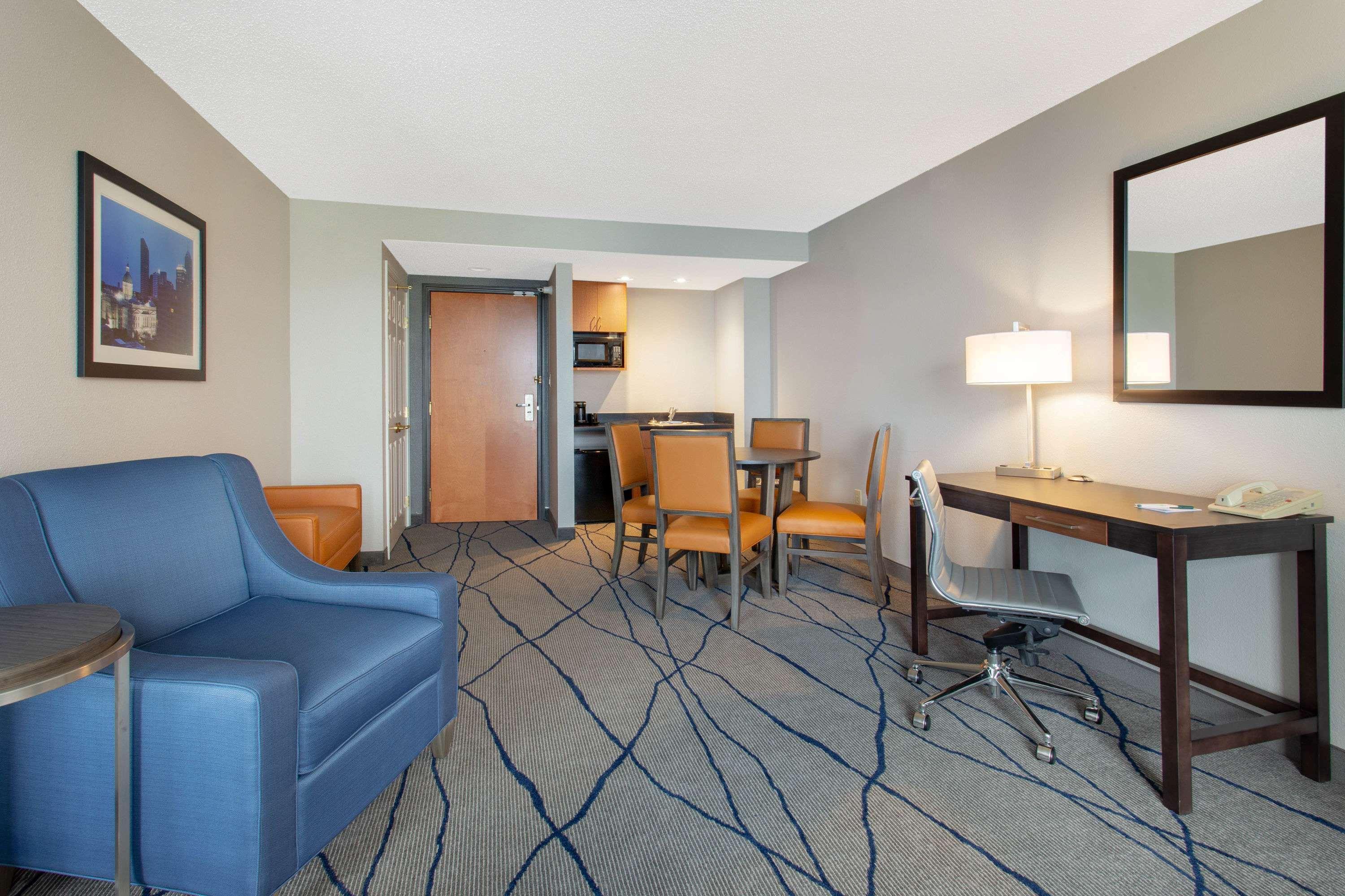 Hotel Wingate By Wyndham Indianapolis Airport Plainfield Exterior foto