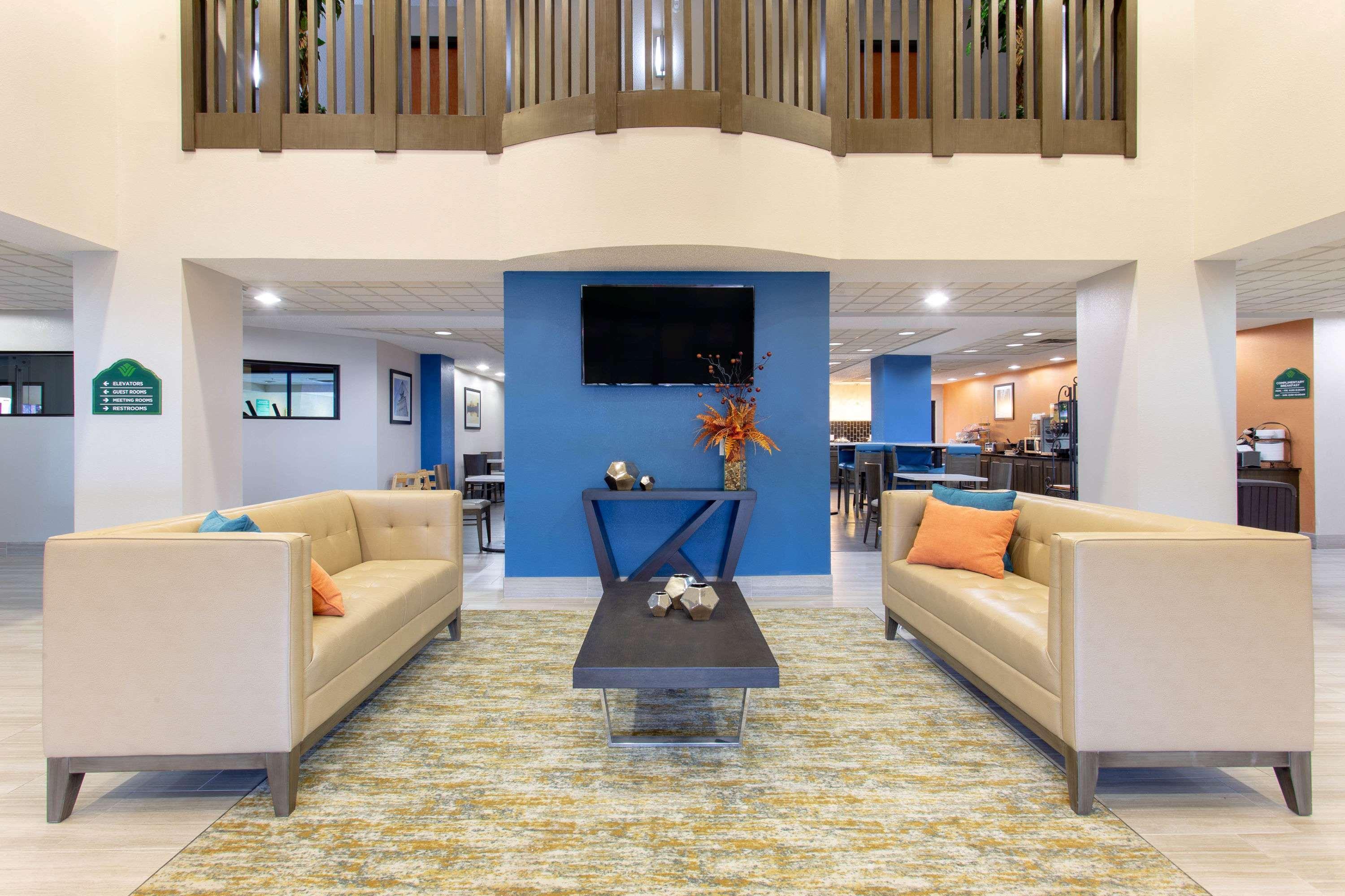 Hotel Wingate By Wyndham Indianapolis Airport Plainfield Exterior foto